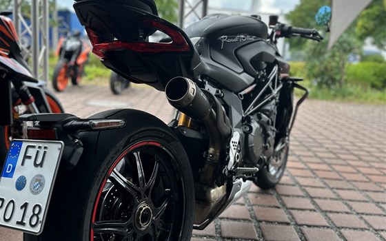 MV AGUSTA TEST RIDE - Bild 3