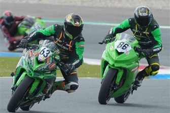 Kawasaki Ninja ZX-4RR Cup: Schlagabtausch beim zweiten Rennen im niederländischen Assen