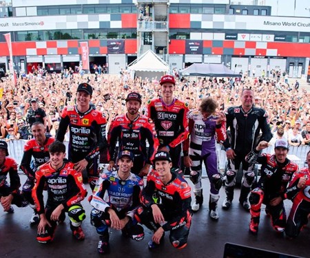ÜBER ZWANZIG Tausend APRILIA ALL STARS IN MISANO