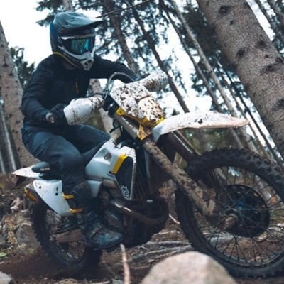 Husqvarna Mobility reintroduces the TE 125 to its Enduro Range for 2025 Husqvarna Mobility is proud to announce its eight-model enduro line-up for 2025. With the TE 125 returning, the impressive ran ... Weiter >>