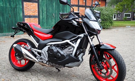 Honda NC 750 S mit 48 PS aus 1.Hand!