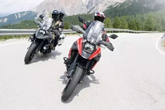 Mit Abstand am schönsten: Motorrad-Gruppenfahrten