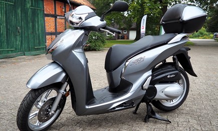 Honda SH 300i- Topzustand!