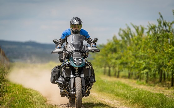 Motorschutzcover für die BMW R 1300 GS von Wunderlich - Bild 6