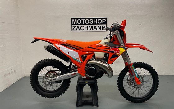 2025 KTM 300 EXC CHAMPION EDITION - Bild 5