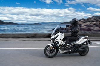 ZONTES PRESENTA LA 368G 