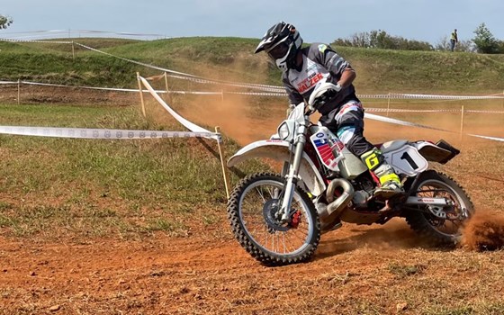 Maurice Egger vom FACTORY TEAM WALZER ist Enduro STAATSMEISTER 2024! - Bild 4