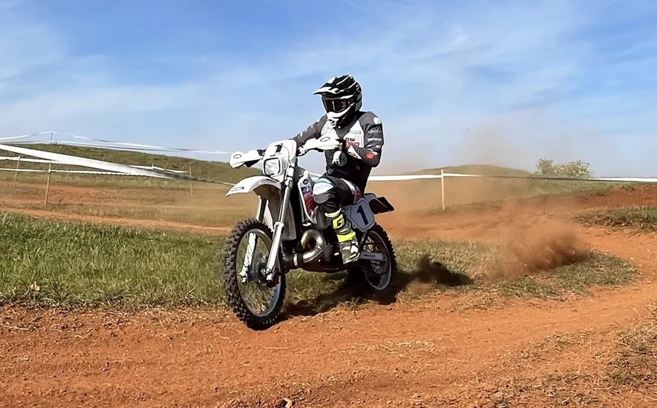 Maurice Egger vom FACTORY TEAM WALZER ist Enduro STAATSMEISTER 2024! Bild 5: Maurice Egger vom FACTORY TEAM WALZER ist Enduro STAATSMEISTER 2024!