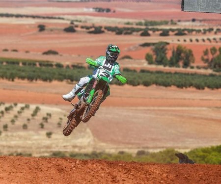 MXGP: Kawasaki beendet Saison 2024 mit zwei Podien in Cozar