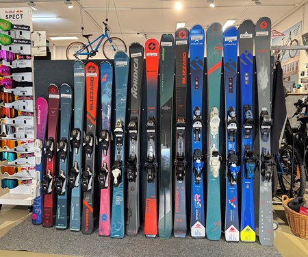 Ski- & Snowboard Vermietung: Top-Auswahl zu unschlagbaren Preisen – Bereit für die Wintersaison!