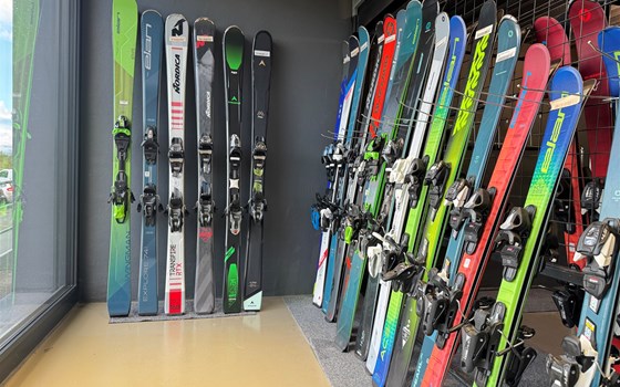 Ski- & Snowboard Vermietung: Top-Auswahl zu unschlagbaren Preisen – Bereit für die Wintersaison! - Bild 3
