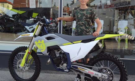 Übergabe einer Husqvarna TC 125