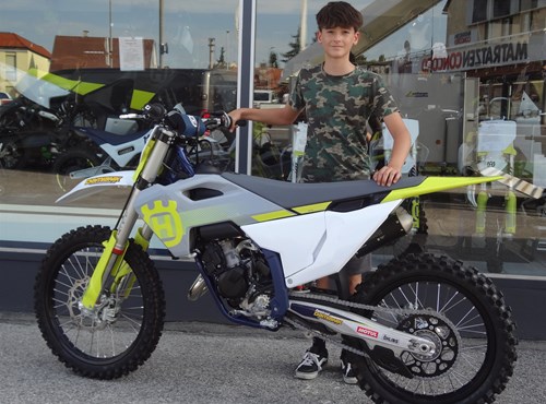 Übergabe einer Husqvarna TC 125