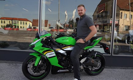 Motorräder sind nicht nur Maschinen, sie sind der Schlüssel zur Freiheit.