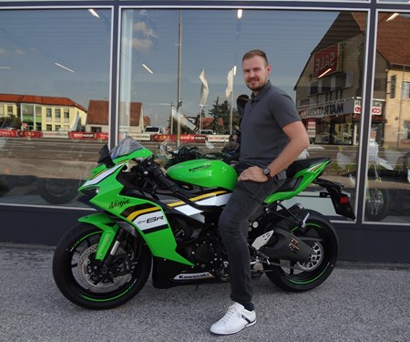 Motorräder sind nicht nur Maschinen, sie sind der Schlüssel zur Freiheit.