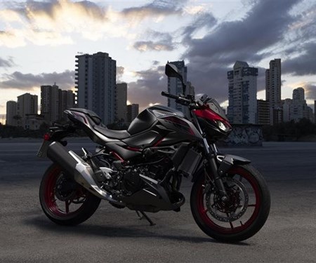 Kawasaki-Modelljahrgang 2025: Neue Zs, Ninjas und KX-Modelle