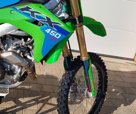 Die Verwandlung einer Kawasaki KX 450/ 2024