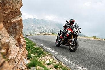 Die neue Multistrada V4 Pikes Peak: Symphony of Emotions