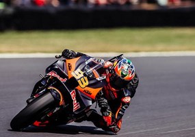 Determined 7th for Binder at Australian MotoGP™  Red Bull KTM Factory Racing endured a bright but windy and demanding Australian Grand Prix and the opening stint of another wo ... Weiter >>
