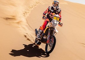 DANIEL SANDERS WINS STAGE THREE OF THE 2024 RALLYE DU MAROC Red Bull KTM Factory Racing's Daniel Sanders has claimed victory on stage three of the 2024 Rallye du Maroc. Demonstrating exc ... Weiter >>