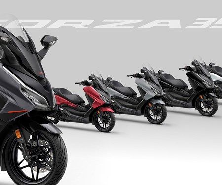 Die Honda Forza Premium Roller Familie erhält Design-Updates sowie mehr Ausstattung und Praktikabilität im Modelljahr 2025