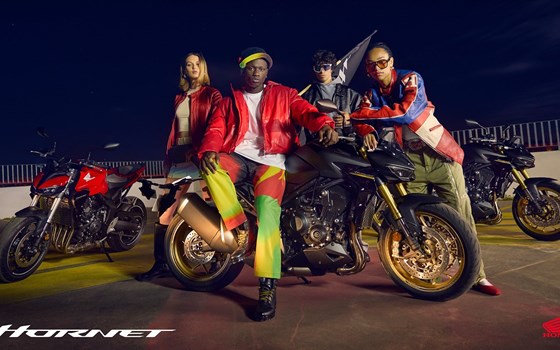 Das neue Honda Naked Bike Flaggschiff-Modell CB1000 Hornet sorgt gemeinsam mit der SP Version für maximalen Fahrspaß - Bild 27