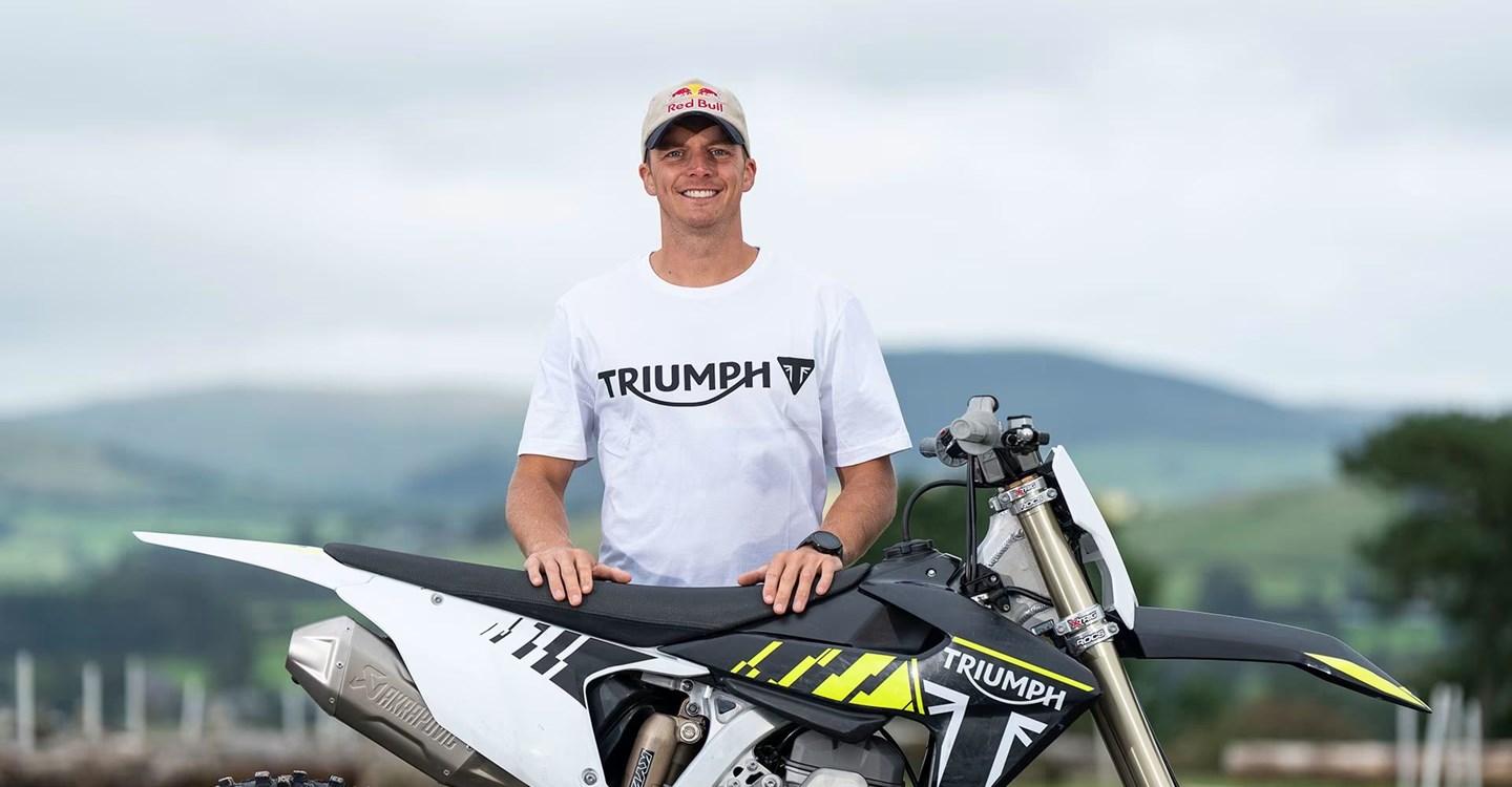 Jonny Walker Unterschreibt Für Das Triumph Racing Enduro Team