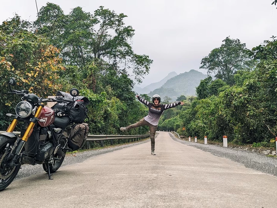 Durch das unbekannte Vietnam auf einer Speed 400 Bild 1: Durch das unbekannte Vietnam auf einer Speed 400
