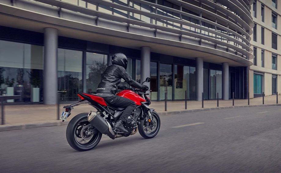 Honda Semmler - Honda CB1000 Hornet vorbestellen Bild 17: Honda Semmler - Honda CB1000 Hornet vorbestellen