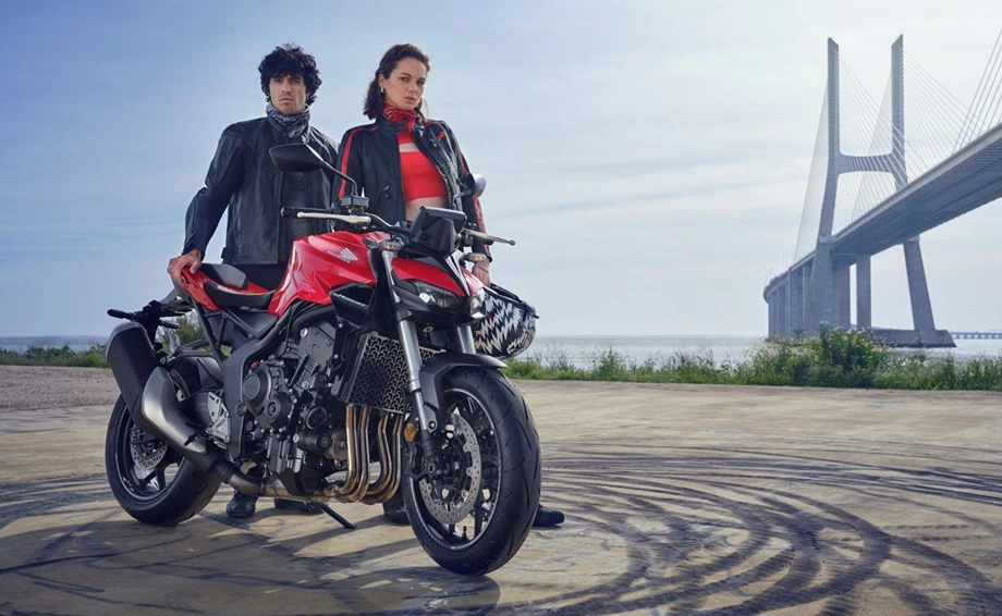 Honda Semmler - Honda CB1000 Hornet vorbestellen Bild 18: Honda Semmler - Honda CB1000 Hornet vorbestellen