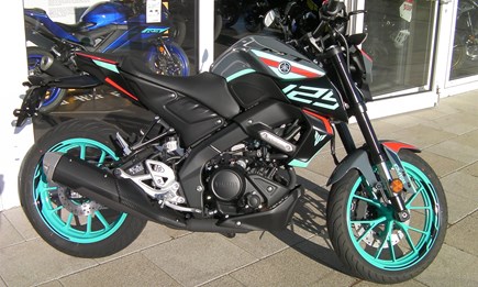 NEU bei uns! MT 125 Cyan Racing Edition 
