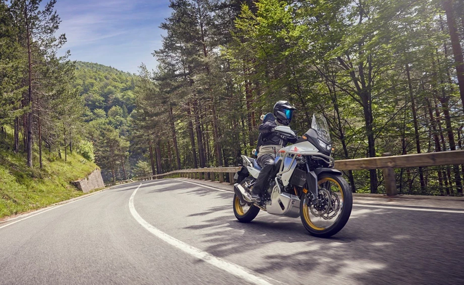 Honda Semmler - HONDA XL750 TRANSALP Modelljahrgang 2025 Bild 24: Honda Semmler - HONDA XL750 TRANSALP Modelljahrgang 2025