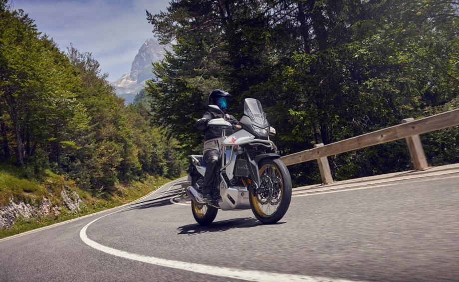 Honda Semmler - HONDA XL750 TRANSALP Modelljahrgang 2025 Bild 27: Honda Semmler - HONDA XL750 TRANSALP Modelljahrgang 2025