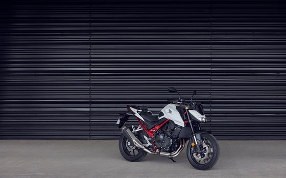 Honda Semmler - HONDA CB750 HORNET Modelljahrgang 2025 - Bild 20