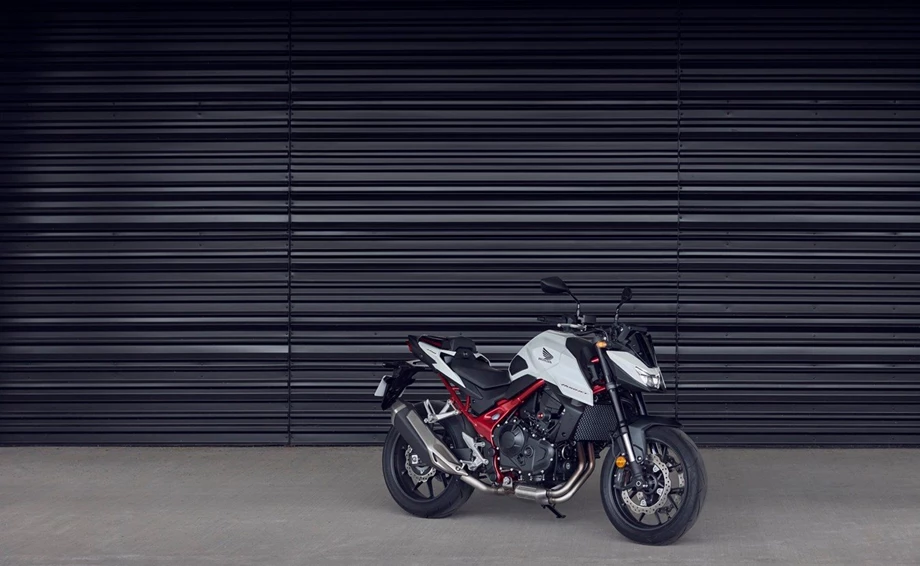 Honda Semmler - HONDA CB750 HORNET Modelljahrgang 2025 Bild 20: Honda Semmler - HONDA CB750 HORNET Modelljahrgang 2025