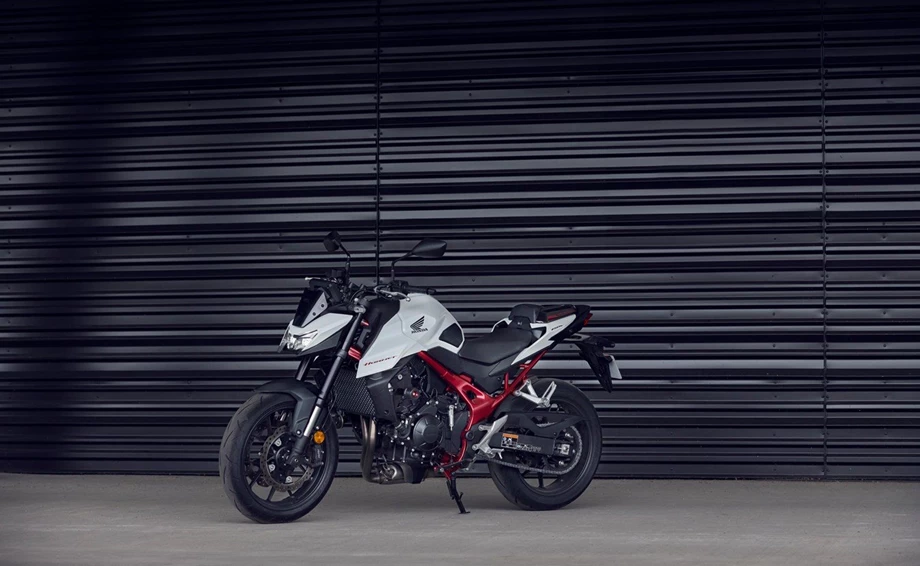 Honda Semmler - HONDA CB750 HORNET Modelljahrgang 2025 Bild 24: Honda Semmler - HONDA CB750 HORNET Modelljahrgang 2025