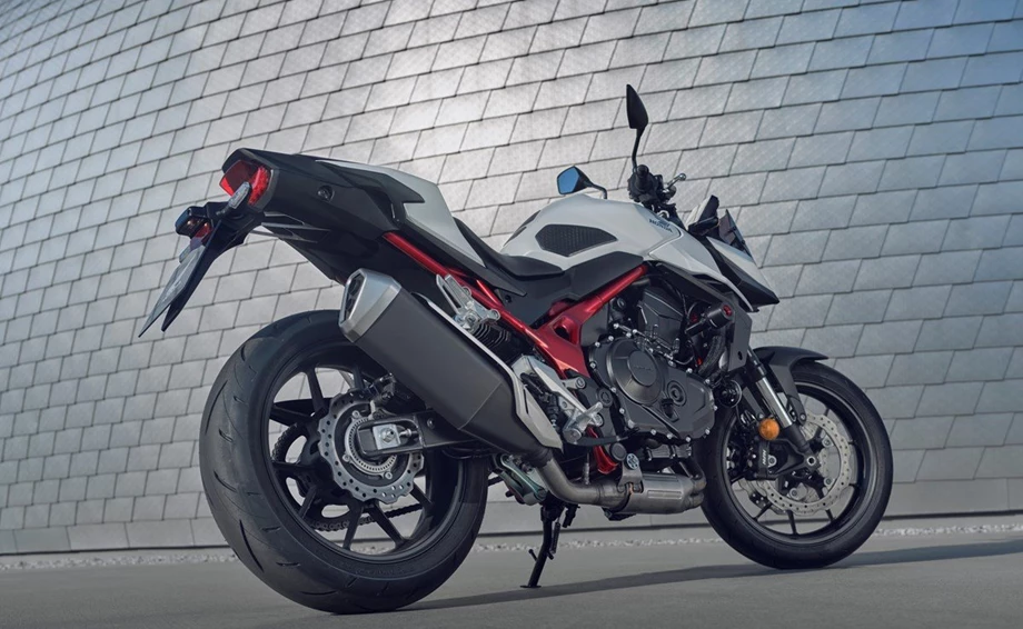 Honda Semmler - HONDA CB750 HORNET Modelljahrgang 2025 Bild 26: Honda Semmler - HONDA CB750 HORNET Modelljahrgang 2025