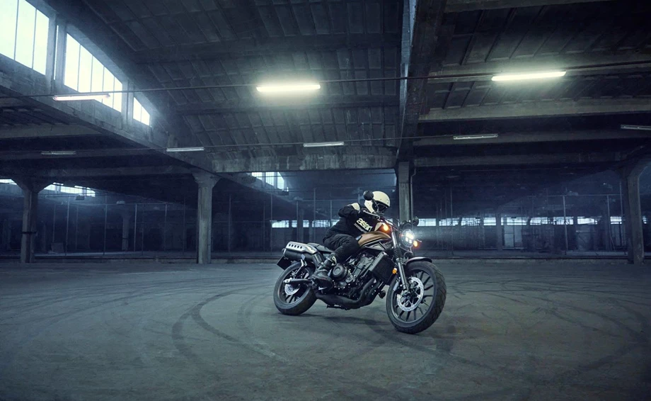 Honda Semmler - HONDA CL500 Modelljahrgang 2025 Bild 3: Honda Semmler - HONDA CL500 Modelljahrgang 2025