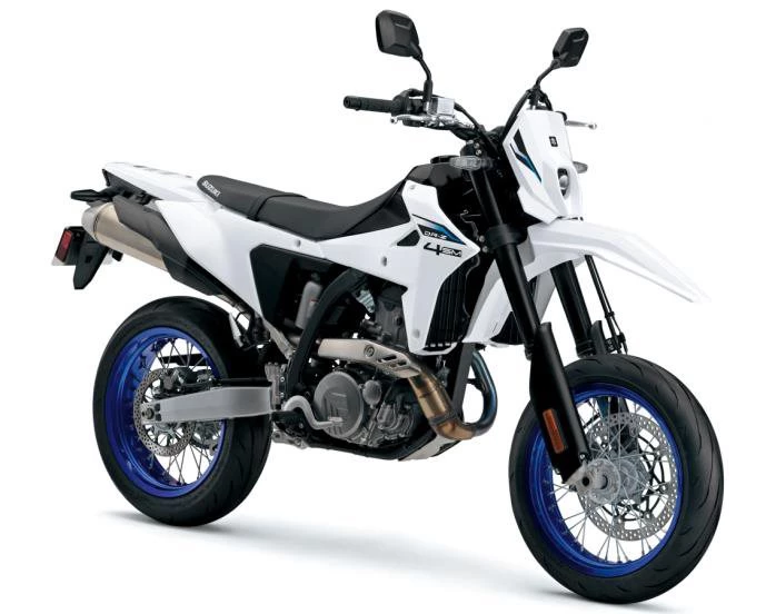 Weltpremiere SUZUKI DR-Z4S und DR-Z4SM  Bild 6: Weltpremiere SUZUKI DR-Z4S und DR-Z4SM