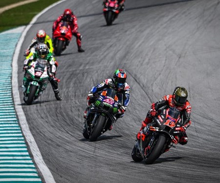 Siebter Platz für Aprilia Racing beim Rennen in Sepang