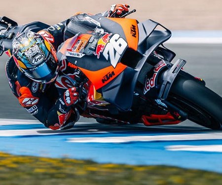 Pedrosa extends crucial KTM RC16 MotoGP™ development role for a seventh year