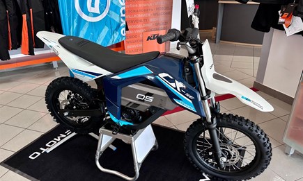 das CFMOTO Elektro Dirtbike für die Youngstars