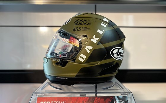 RX-7V EVO im Oakley Dekor - Bild 2