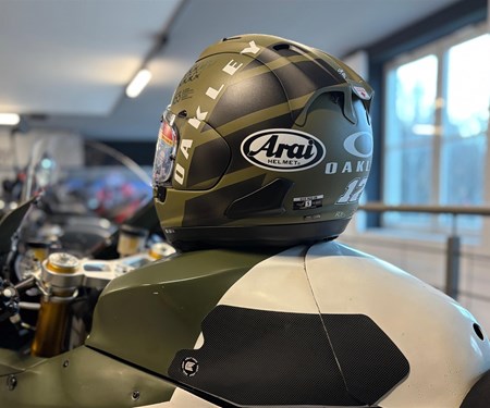 RX-7V EVO im Oakley Dekor