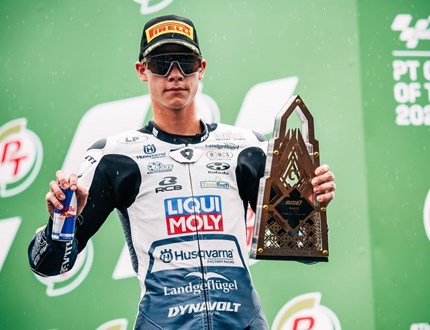 Veijer back in the chase for Moto3™ trophies after Thai MotoGP™ sizzler
