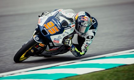 Husqvarna races to the top five in roasting Malaysian Moto3™ Grand Prix