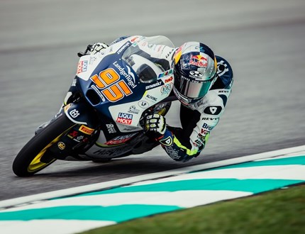 Husqvarna races to the top five in roasting Malaysian Moto3™ Grand Prix
