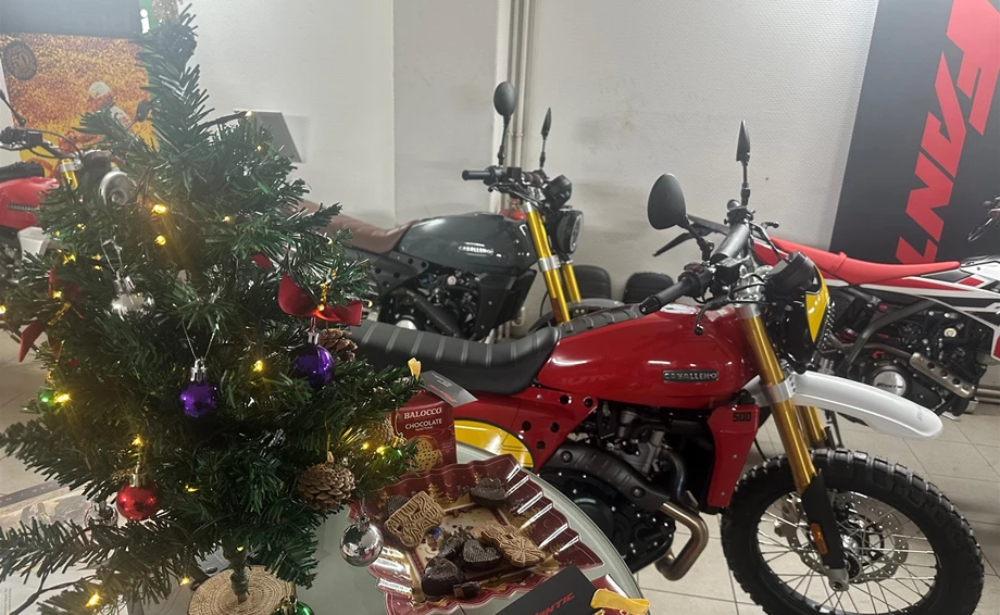 Das ATT-Team wünscht Ihnen frohe,besinnlichen Weihnachten & einen guten Rutsch in neue Jahr 2025! Ab Januar kommen die neuen Fantic`s! Bild 1:  Das ATT-Team wünscht Ihnen frohe,besinnlichen Weihnachten & einen guten Rutsch in neue Jahr 2025! Ab Januar kommen die neuen Fantic`s!