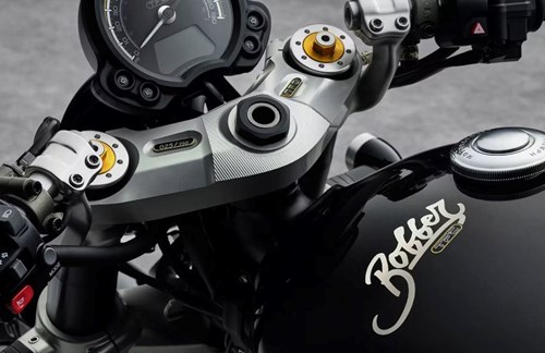 Triumph presenta la nueva y exclusiva Bonneville Bobber TFC