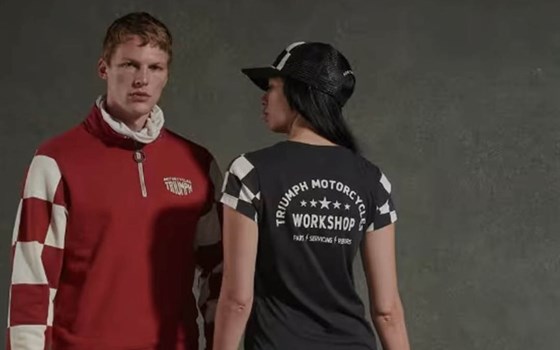 Weihnachts-Vorglühen bei Triumph Würzburg  - Bild 4